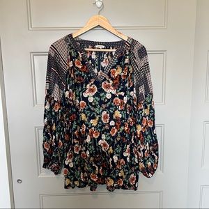 NWOT Jodifl Floral Print Pullover Flowy Blouse